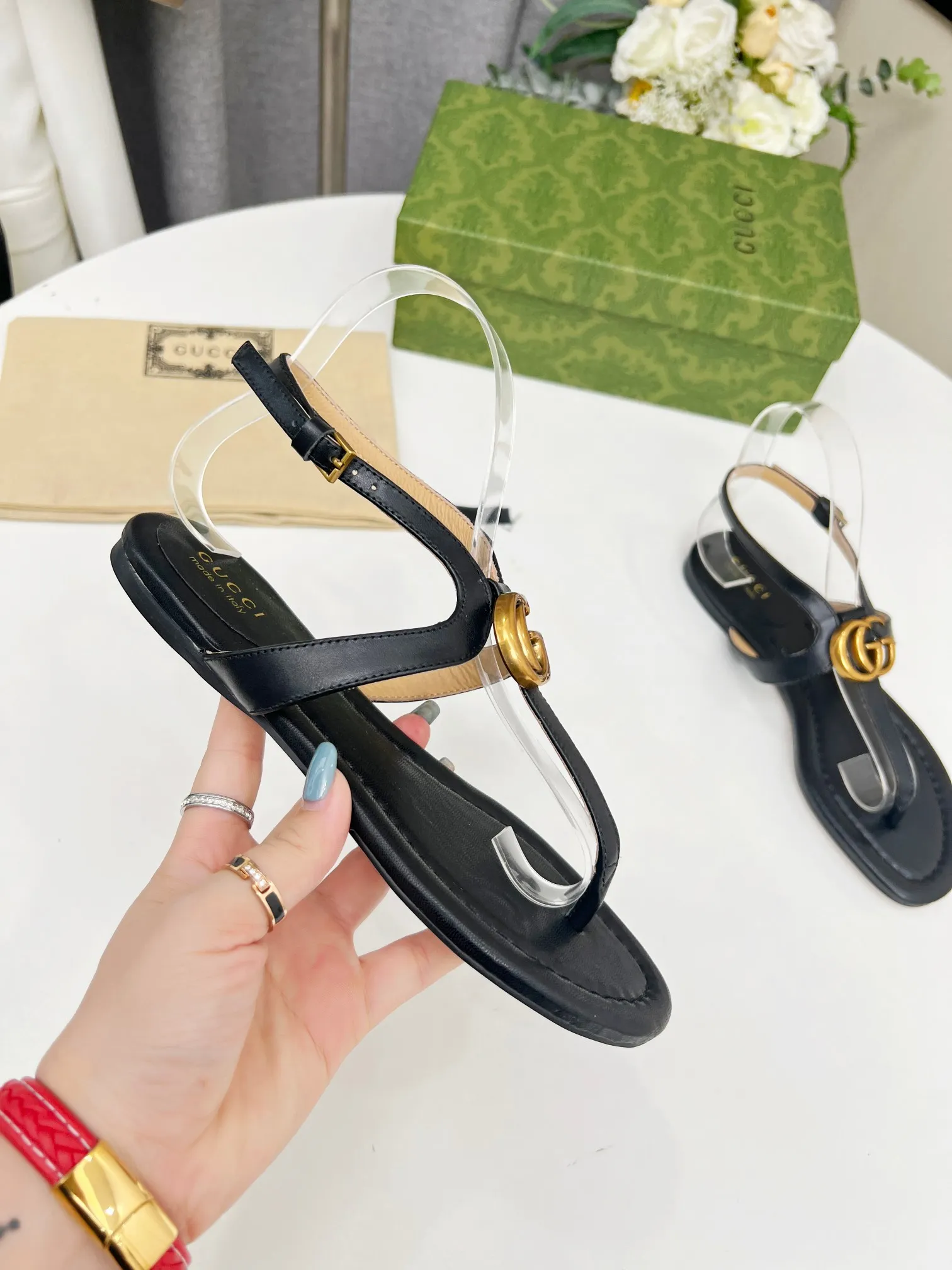 👟👟Ex-factory price P360👟👟 Women's shoe factory GUCCI official latest model, 5 colors optional, counter 1:1, code number: 35-43, (genuine leather base plus 30)